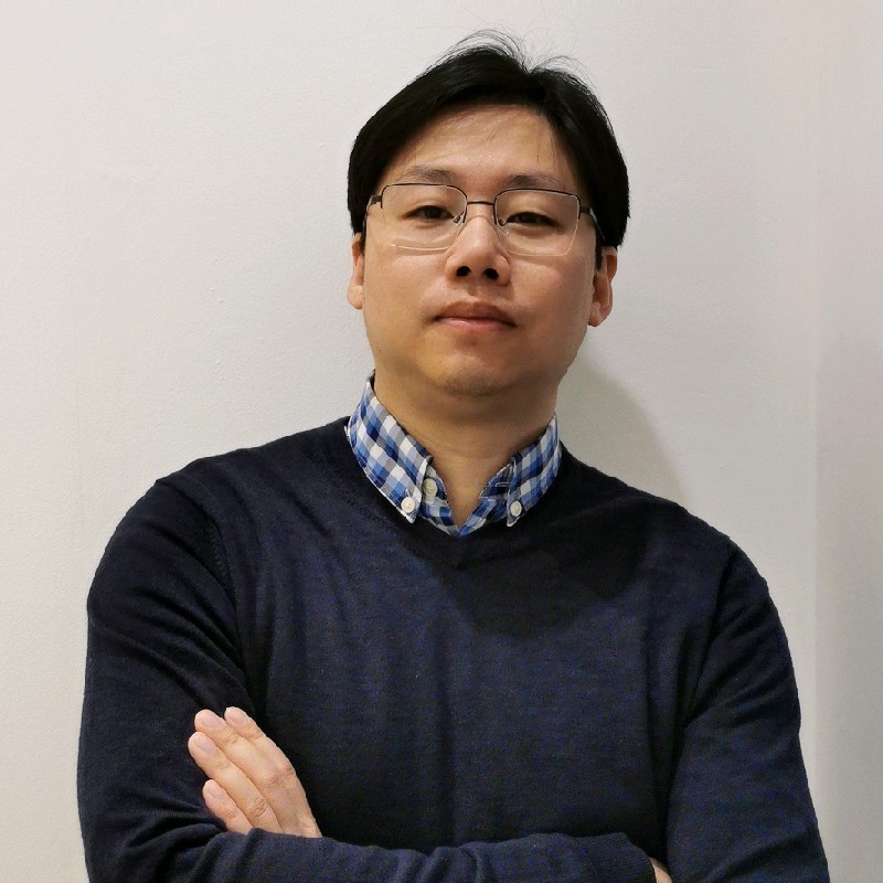 Dr Zheng (Tony) Tong