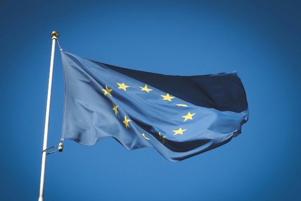 EU