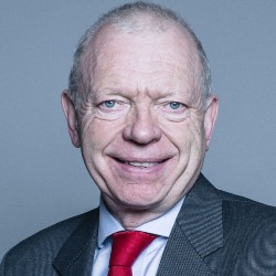 Lord Philip Hunt headshot