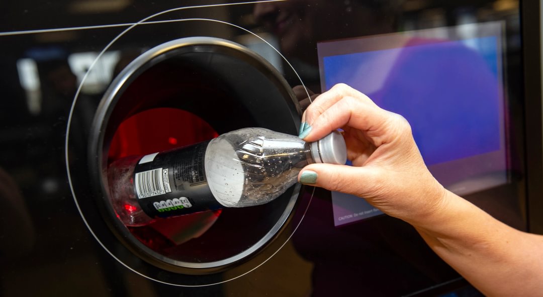 Image of reverse vending machine